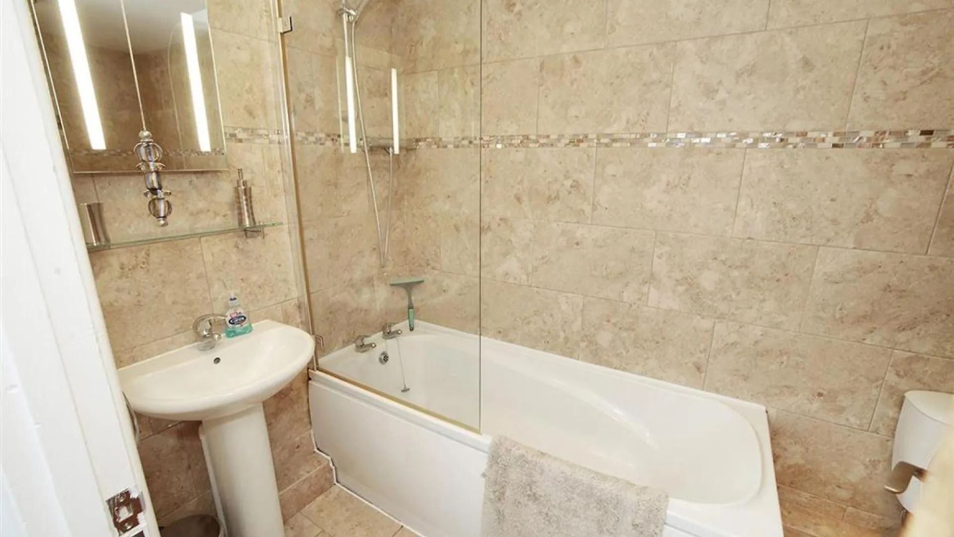 Tichbourne Street, Mumbles Villa